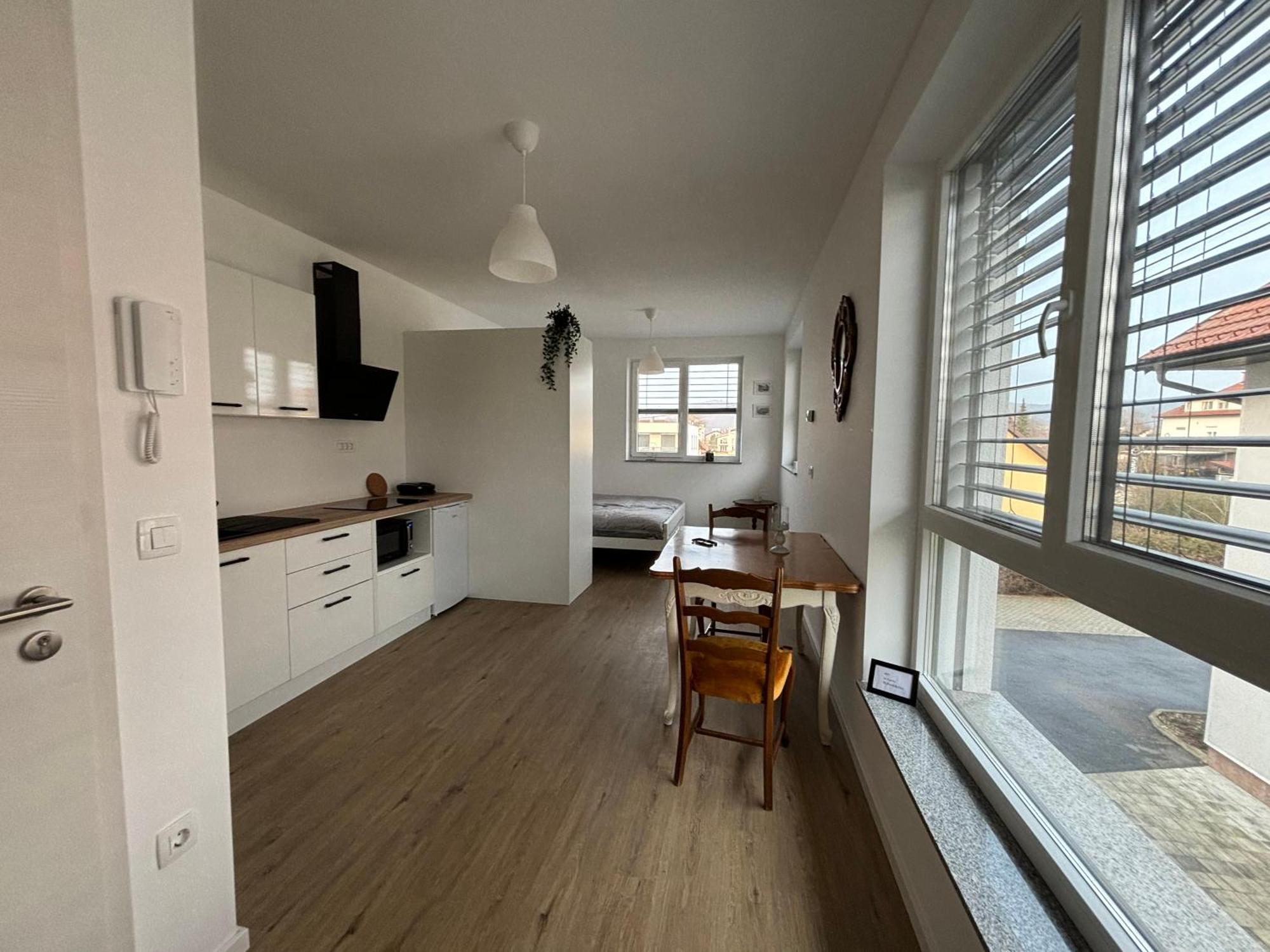 Apartmaji Cepon Liubliana Exterior foto